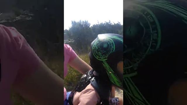 Детский квадрик и кроссовый мотоцикл , покатушка смотреть онлайн