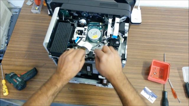 SAMSUNG XPRESS C460FW Smontaggio gruppo presa carta - Disassembly FRAME BASE-PAPER смотреть онлайн