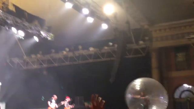 Jeremy Mckinnon 'Hamster Ball Skit' During The A Day To Remember Show (London) смотреть онлайн