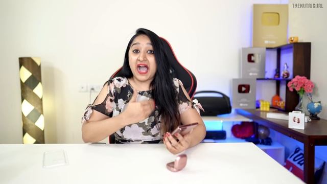 Samsung Galaxy Buds Live смотреть онлайн