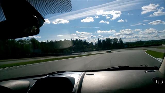 Renault Megane 2 1.6 16V Moscow Raceway смотреть онлайн