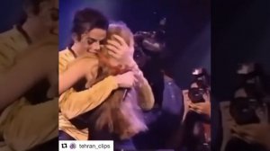 Майкл Джексон с фанаткой