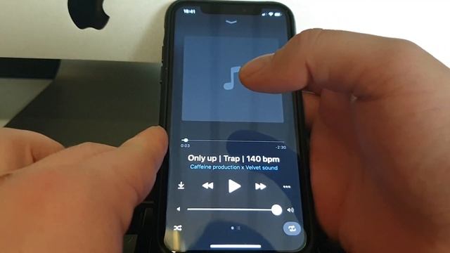 КАК УВЕЛИЧИТЬ ЗВУК НА ТЕЛЕФОНЕ? Как увеличить громкость звука на АЙФОНЕ/НАСТРОИТЬ ЗВУК НА iPhone смотреть онлайн