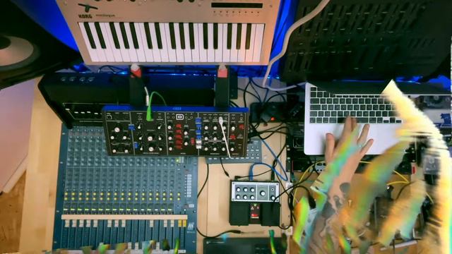 Is it nice mix it twice Dub Mixing w/ Allen & Heath WZ 16 2 DX смотреть онлайн