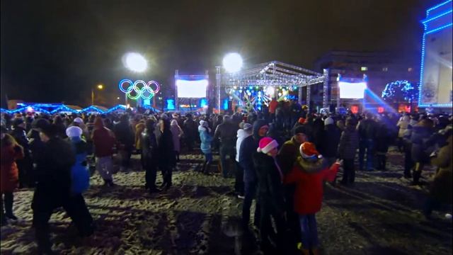 Ульяновск. Центральная елка. смотреть онлайн