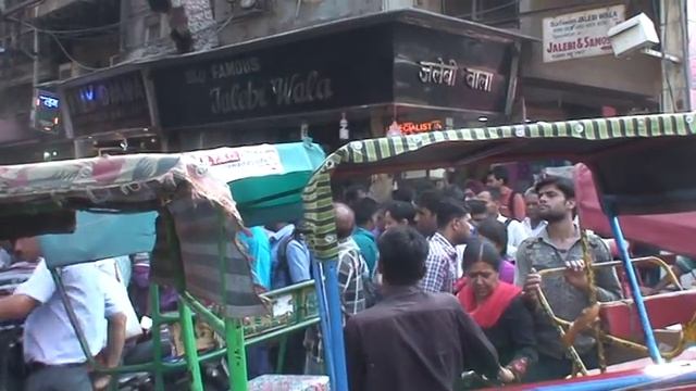 Пробка в Дели, Chandni Chowk смотреть онлайн