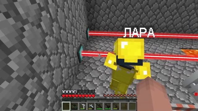 НУБ И ДЕВУШКА ПРО ПРОТИВ СТРАШНЫЕ ЯМЫ МОНСТРОВ В МАЙНКРАФТ! Джамбо Банбан и Человек Бензопила смотреть онлайн