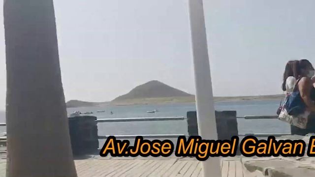 Granadilla de Abona y El Medano lugar de Slalom Windsurfing смотреть онлайн