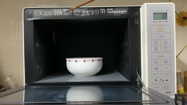 Lò vi sóng Sanyo EMO-FM23B review chi tiết cách sử dụng. Xử lý mã lỗi U50, U21 смотреть онлайн