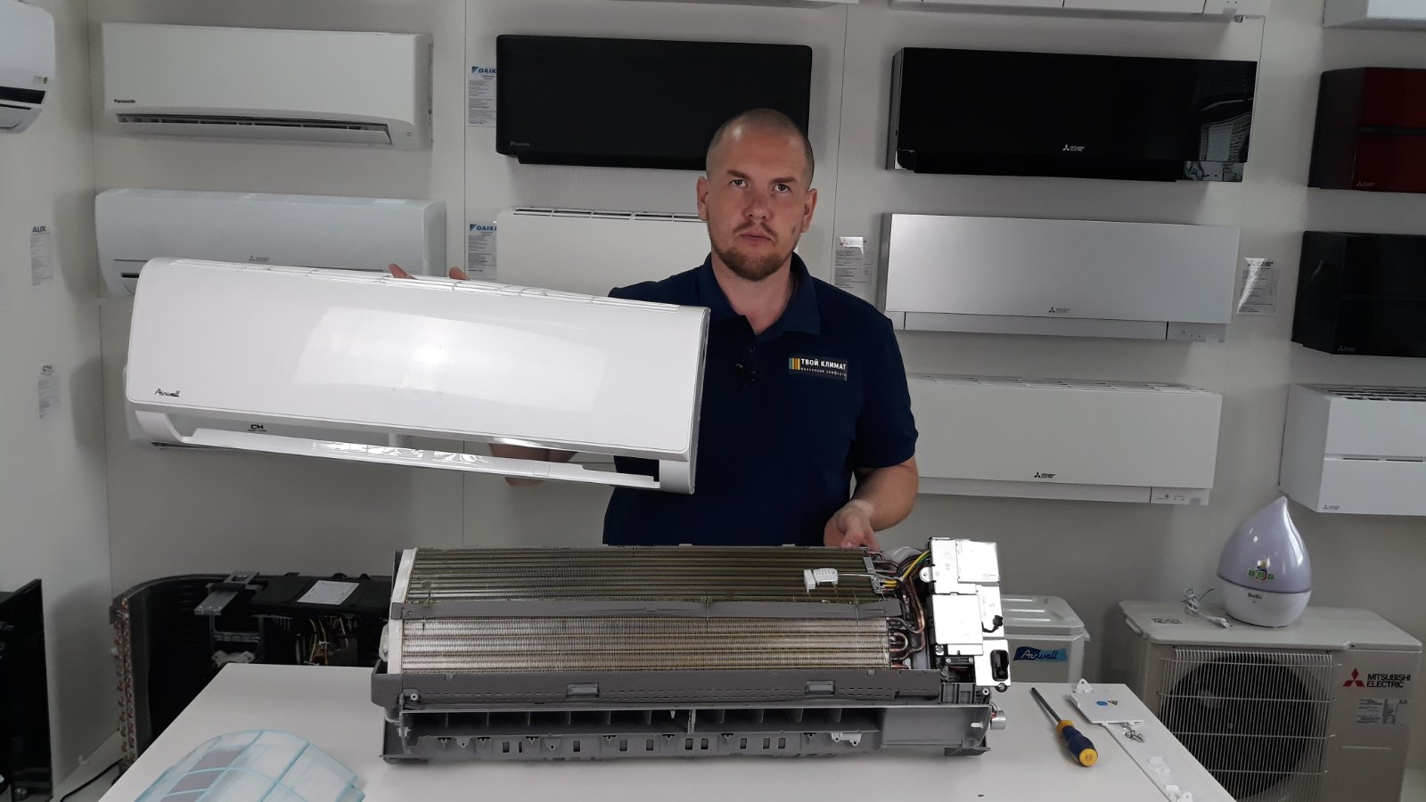 Как снять и собрать крышку кондиционера Airwell .mp4 смотреть онлайн
