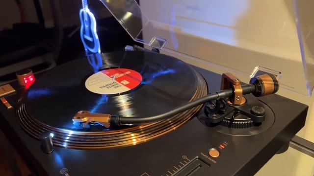 Original Felt Mat VS Hudson Hifi Acrylic Platter Mat (Audio Technica AT-LP120XUSB) + Tonearm Leve смотреть онлайн