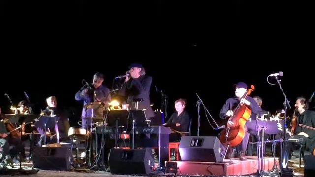 Street Corner- Trio Globo смотреть онлайн