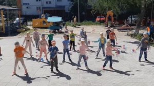 Флешмоб "Я, ты, он, она - вместе целая страна!" МАДОУ "Детский сад №1" г. Тобольска