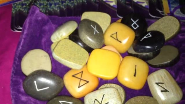 My divination tools and ramblings смотреть онлайн
