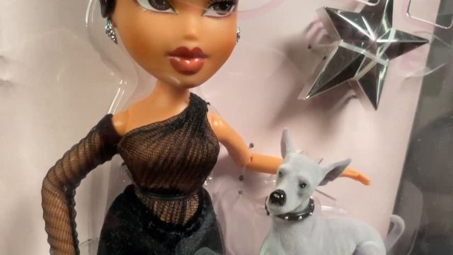 Распаковка и обзор двух кукол BRATZ x KYLIE JENNER DAY & NIGHT? Какую выберешь ты❓ смотреть онлайн