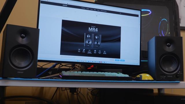 PC Audio and Sound with The Edifier MR4 Studio Monitors смотреть онлайн