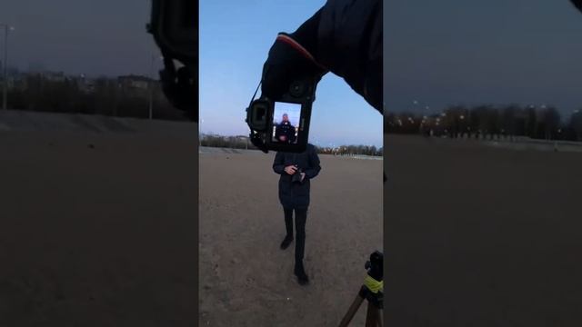 Фотограф фотографирует незнакомого фотографа ? смотреть онлайн