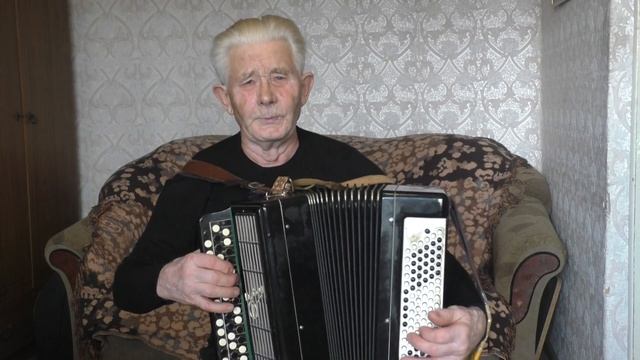 Юрий Пузиков - "Летят перелётные птицы " ( на стихи М. Исаковского) смотреть онлайн