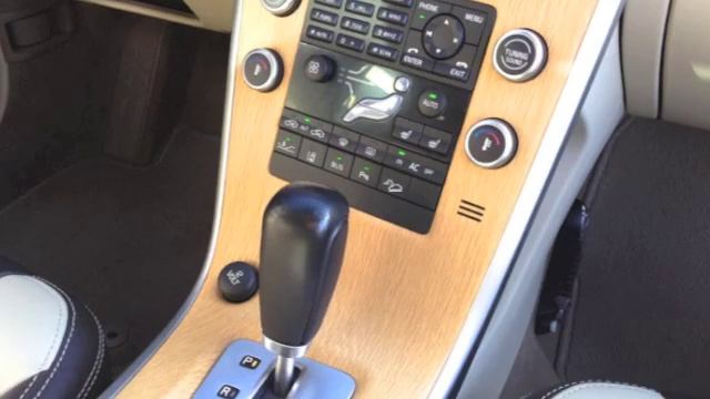AutoZeeland: Volvo XC60 D5 Summum Geartronic смотреть онлайн