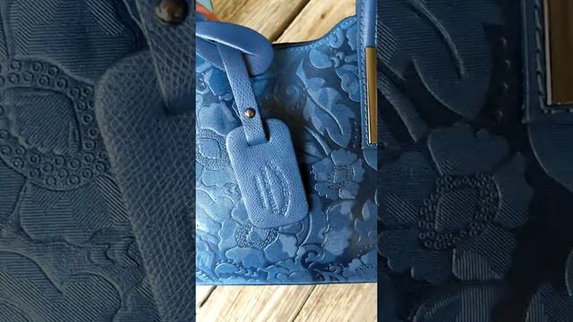 COMBO DESIREE · 2280 + Pelle flores •111• смотреть онлайн