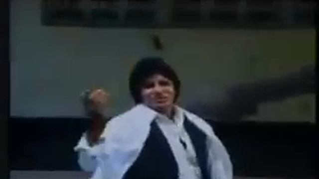 Hajj Naeem coolie.flv смотреть онлайн