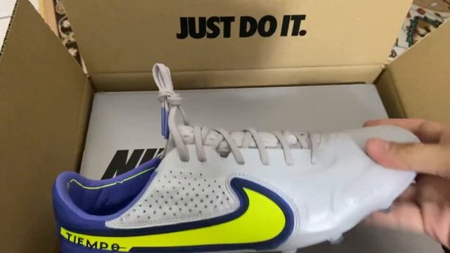 Unboxing Nike Legend 9 Elite FG смотреть онлайн