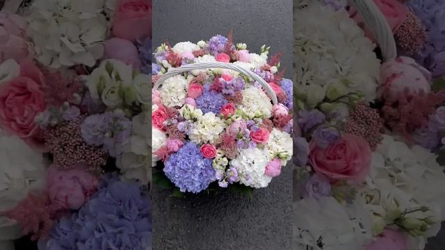 Корзина с цветами.Доставка цветов 24/7 для заказа ☎️8-926-392-51-40 смотреть онлайн
