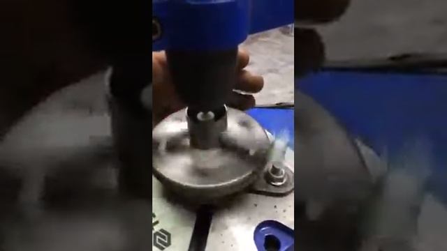 Шлифовка стаканчиков толкателей - просто ! Ford c-max 1.6 Зазоры в клапанах смотреть онлайн