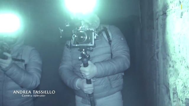 NOTTE TERRIFICANTE **UNA VOCE NEL BUIO**