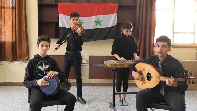 Умм Кульсум. "Ты - моя жизнь"/Inta omri/انت عمري. Исполняет группа "Восточные ритмы" (شرقيات), Сири смотреть онлайн