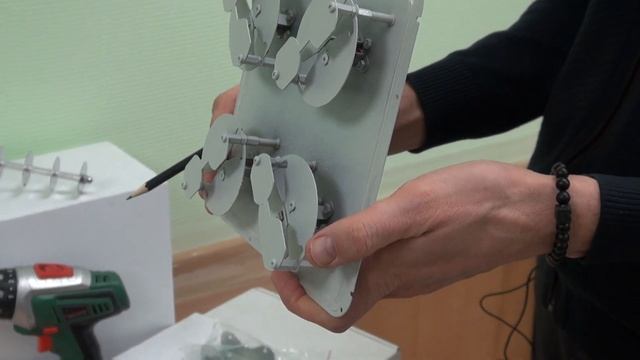 Petra 10 MiMO 4x4 что внутри антенны Антэкс смотреть онлайн