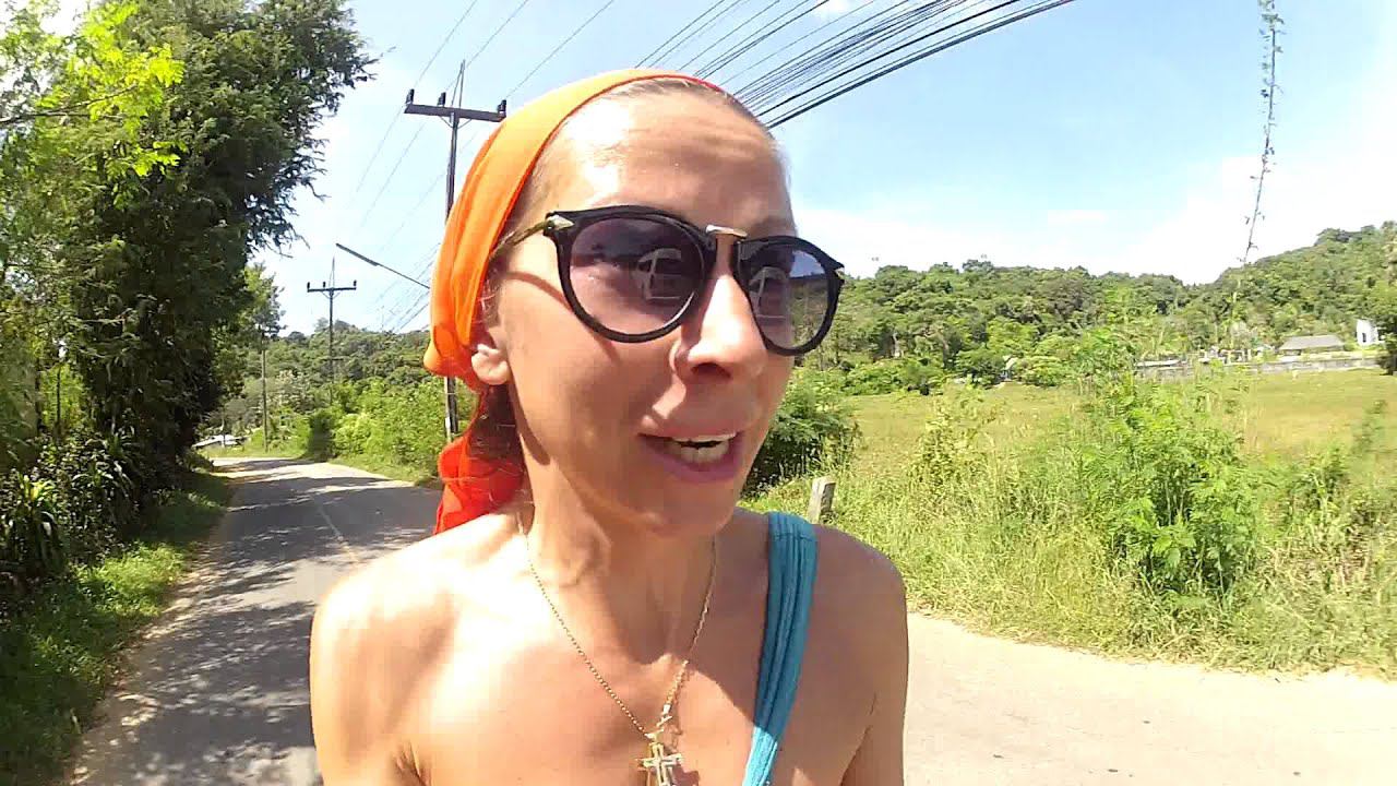 Вилла за 5 тр в сутки. Убегаю от коровы))