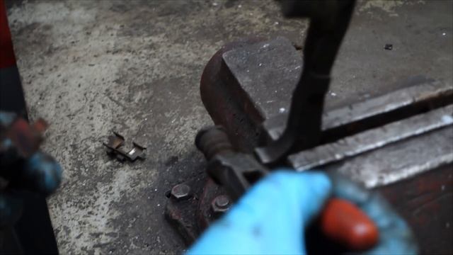 Jan Garbacz: Daewoo Tico. Robimy hamulce смотреть онлайн