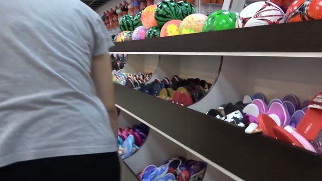 Шоппинг в Маскараде ! Купили всем купальники, а старшим даже по два. 10.07.21. смотреть онлайн