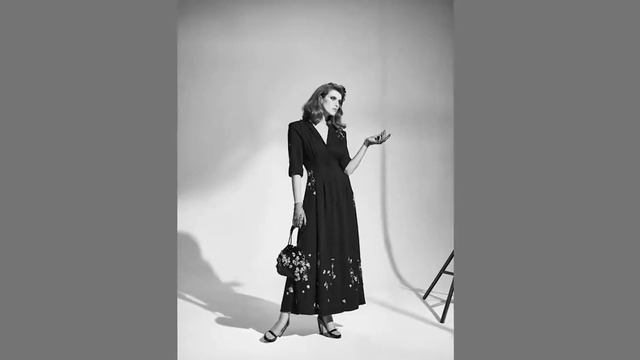 Свадебное платье из вологодского кружева и воротнички с крестецкой строчкой в новой смотреть онлайн