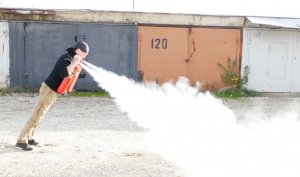 Можно ли летать на огнетушителях?