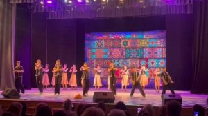 Ансамбль Арин-Берд, с танцем Хапама.