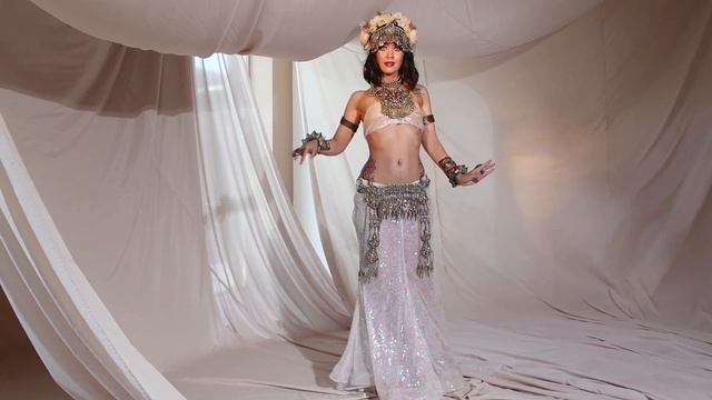 Kira Lebedeva aka Habibi Lal @ Lullaby смотреть онлайн