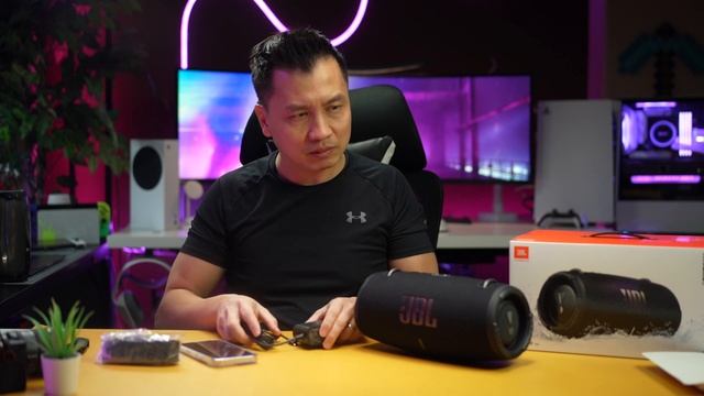 YOU HAVE TO LISTEN ? TO THIS! - JBL Xtreme 3 Bluetooth Speaker смотреть онлайн