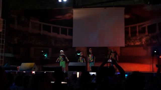 "LITLE BITS" - Hip-Hop-party (Фестиваль яркого танца UNI-GYM-Пенза 01/06/2014) смотреть онлайн
