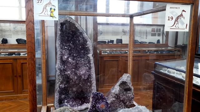 Музей Геологоразведки. Санкт-Петербург. Часть 2. Из серии "Туристу на заметку" смотреть онлайн