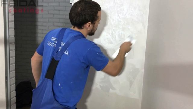 Простая и дешёвая декоративная краска, нанесение своими руками! смотреть онлайн