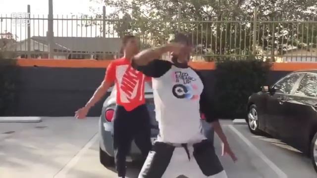 Когда бывшая хочет тебя обнять смотреть онлайн