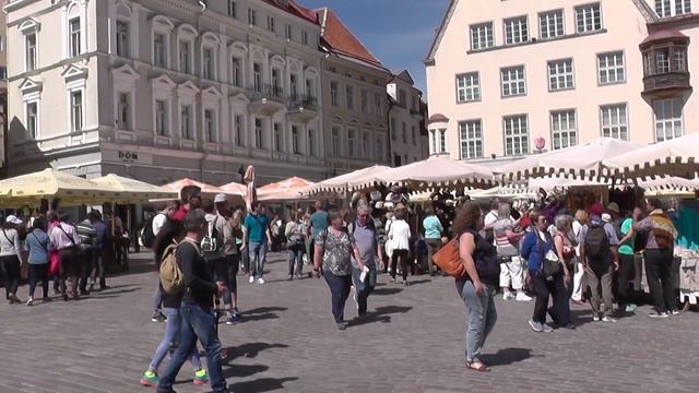 Ратушная площадь Таллин. Лето 2017 года. смотреть онлайн