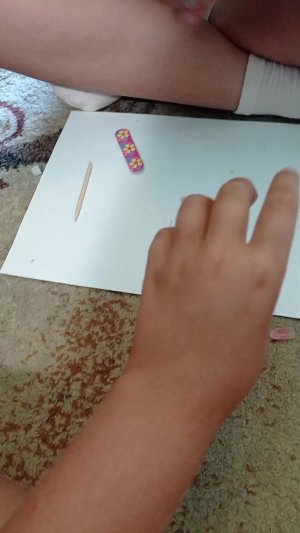 клеим ногти