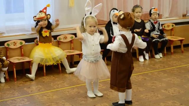 Веселые танец Сладкого Зайченка и Медвежонка смотреть онлайн