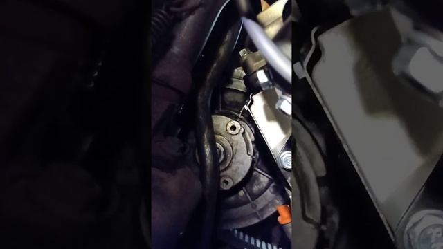 Установка двигателя Лифан КР460 (20 л.с.) на снегоход Итлан Каюр. Часть 2. смотреть онлайн