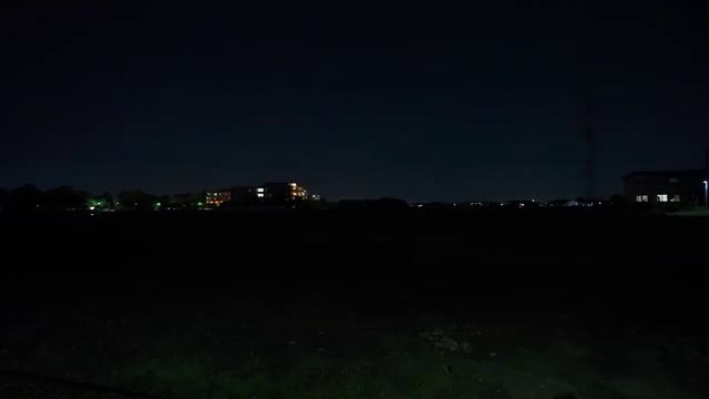 Dark Japan full of frogs - Somewhere in Saitama смотреть онлайн