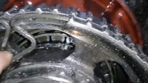 замена бортового сальника скания 124C, снятие ступицы, нюансы, ремонт ступицы.