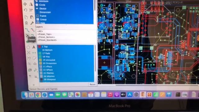 MacBook Pro mid-2010 funcionamiento смотреть онлайн